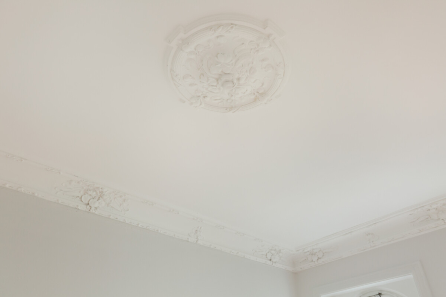 Historischer Luxus – 2 Balkone – Toplage - Detail (910)