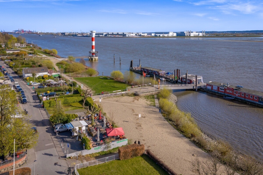 150 Meter bis zur Elbe - Luftbild (6519)