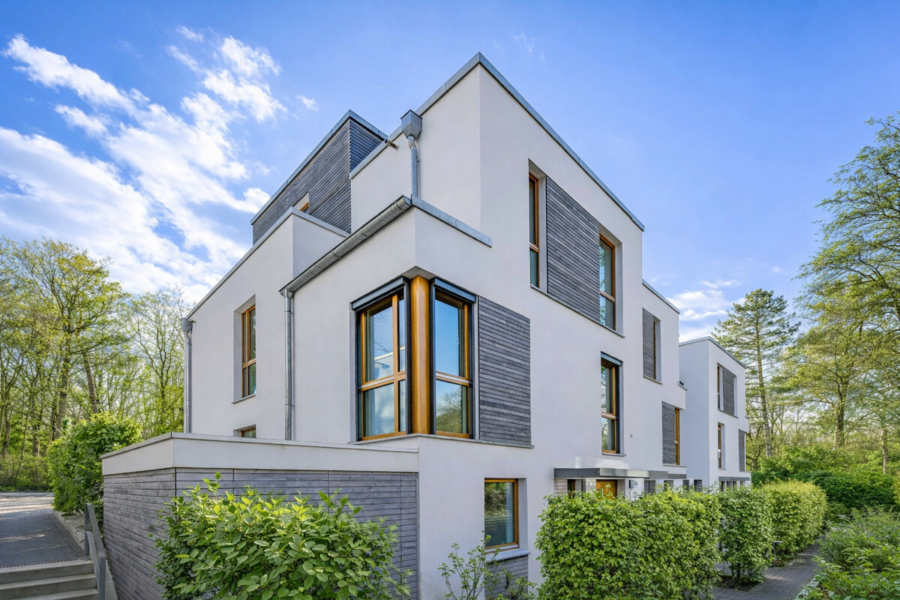 Wohnen in Blankenese mit der Familie - Hausansicht (7118)