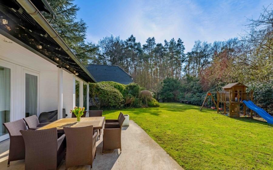 Exklusives Anwesen mit Gästehaus an der Wittenbergener Heide - Terrasse (6540)