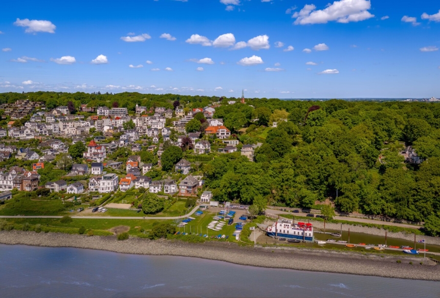 Leben mit Elbpanorama - Luftbild (7085)