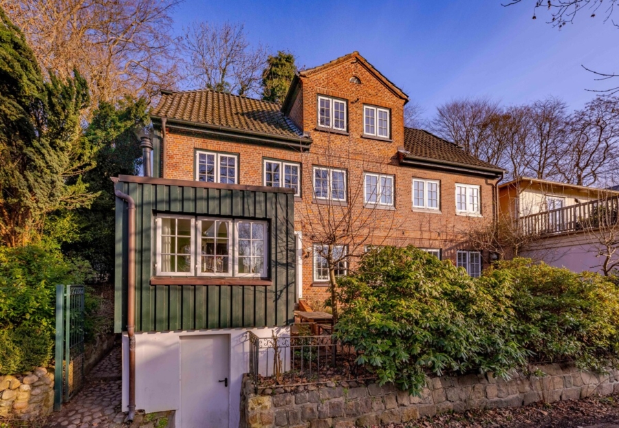 Historischer Charme zwischen Elbe und Parks - Hausansicht (6915)