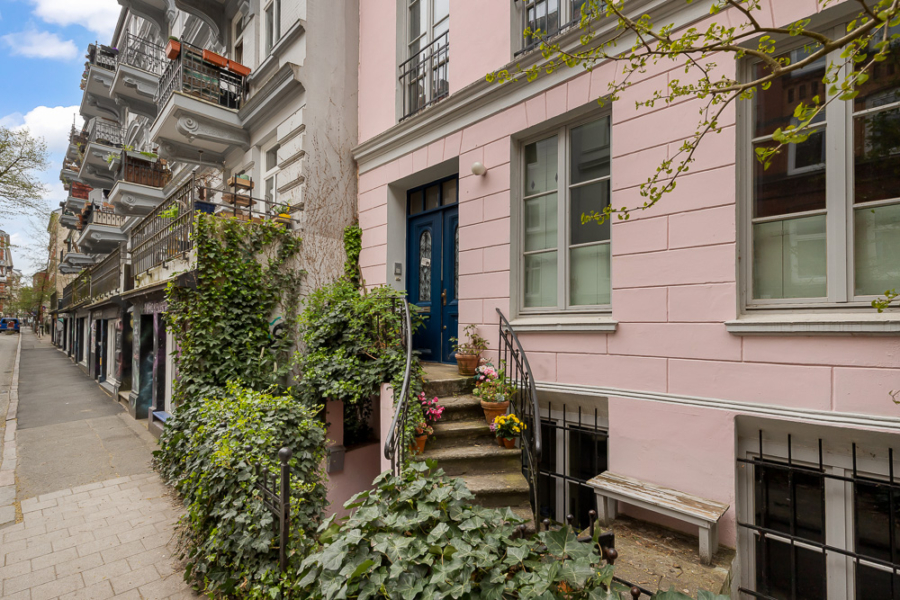 Pour la vie – einmaliges Stadthaus im Karolienviertel - Hauseingang (6669)