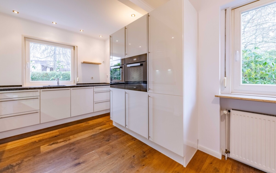 Ihr Haus – mitten in Othmarschen - Küche (640)