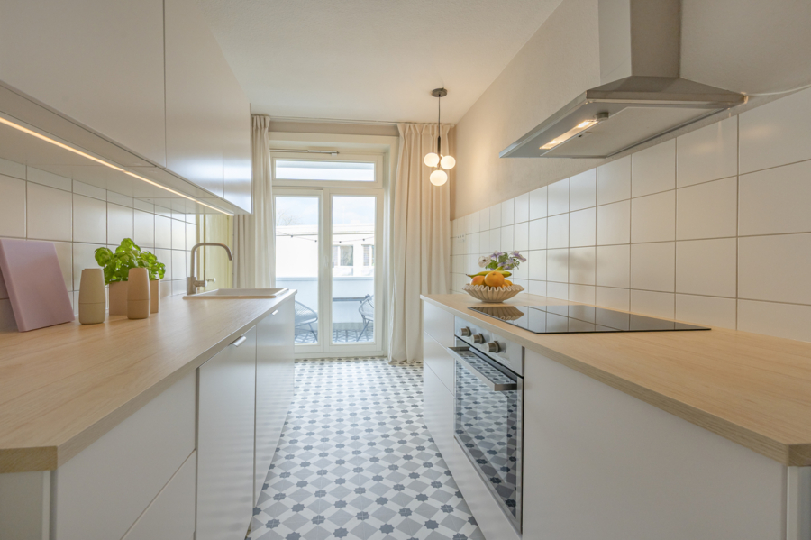 Vermieteter Altbauklassiker in Eppendorf - Küche (928)