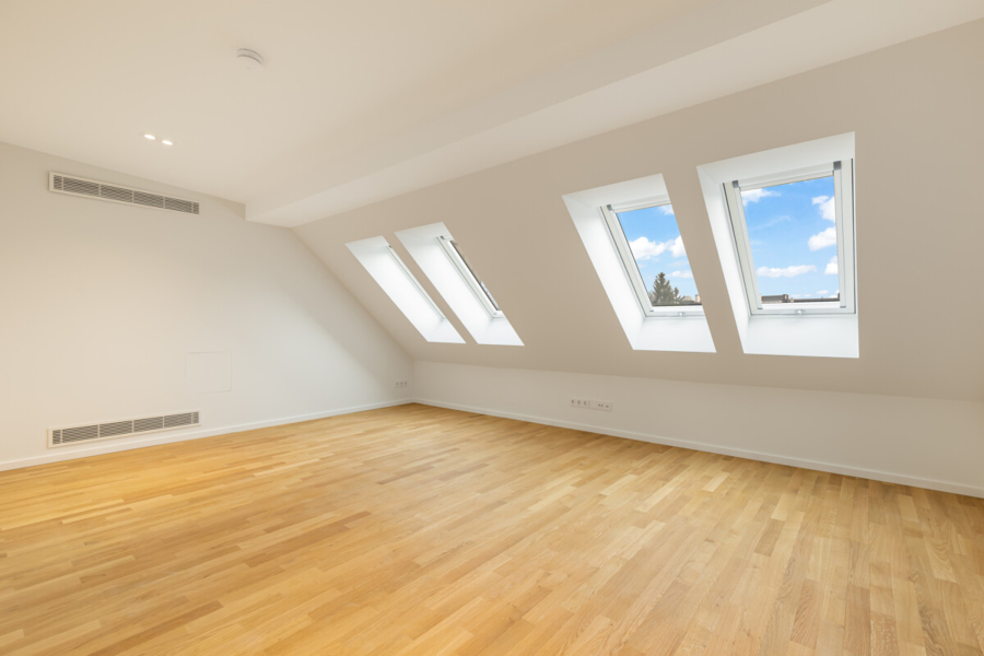 Neubau-Dachgeschoss mit Dachterrasse im Denkmal - Zimmer (6866)